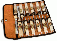Assortiment de 12 outils pour la sculpture sur bois