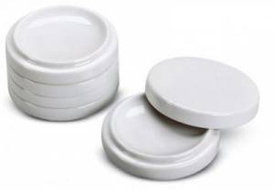 Lot de godets en porcelaine